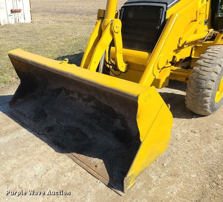image for item JG9381 2004 Caterpillar 420D  backhoe