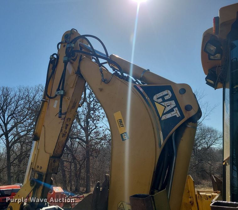 image for item JG9381 2004 Caterpillar 420D  backhoe