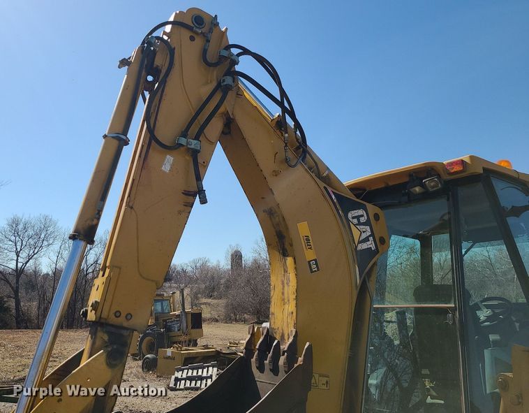 image for item JG9381 2004 Caterpillar 420D  backhoe