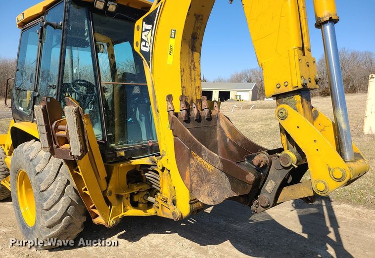 image for item JG9381 2004 Caterpillar 420D  backhoe