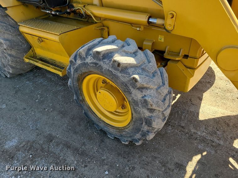 image for item JG9381 2004 Caterpillar 420D  backhoe