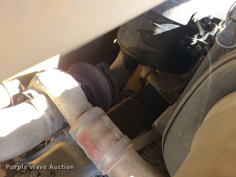 image for item JG9381 2004 Caterpillar 420D  backhoe