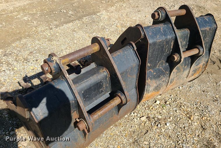 image for item JG9381 2004 Caterpillar 420D  backhoe