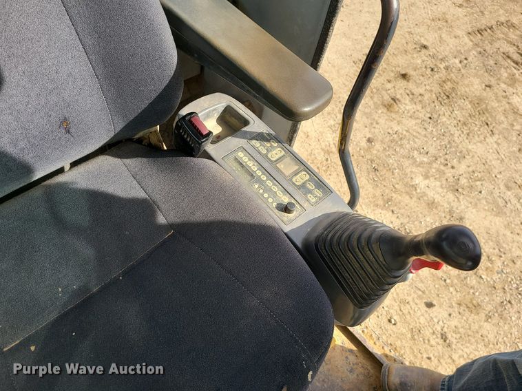 image for item JG9406 2008 Komatsu PC160LC-7  excavator