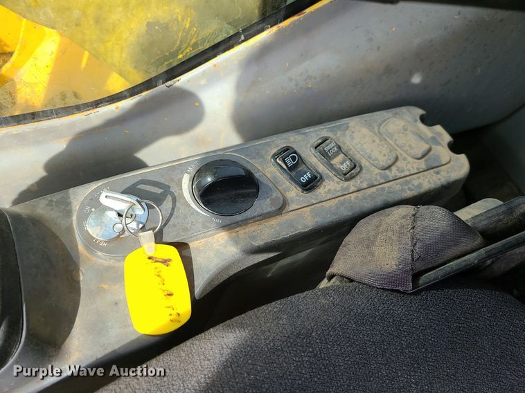 image for item JG9406 2008 Komatsu PC160LC-7  excavator