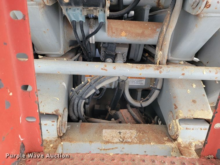 image for item JL9329 2007 Skyjack SJ3226  scissor lift