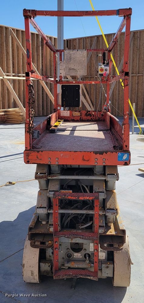 image for item JL9348 2008 Skyjack SJ3226  scissor lift