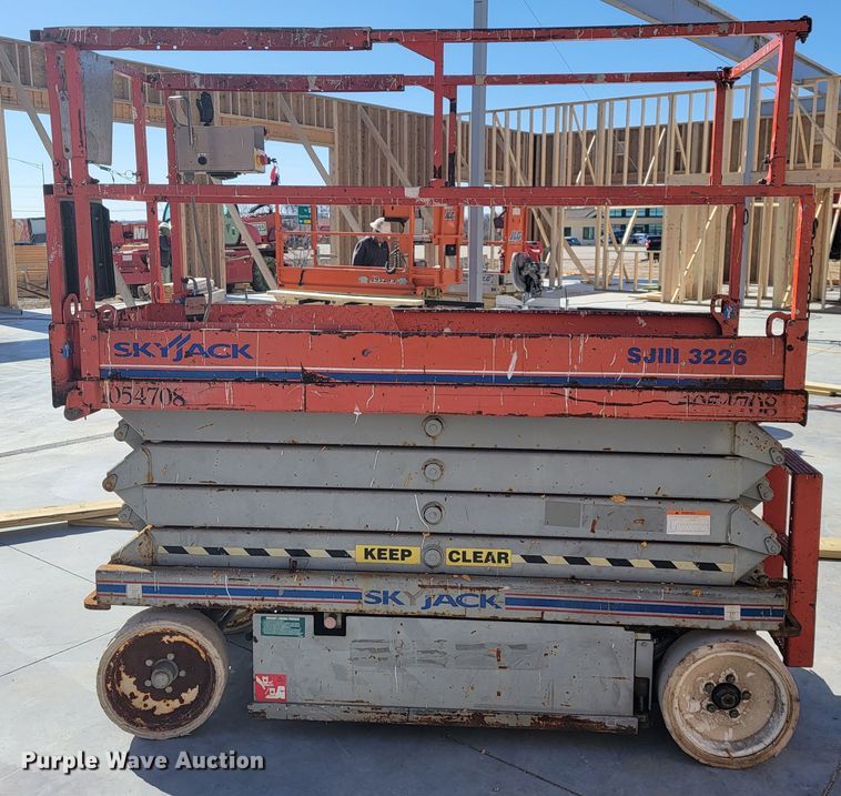 image for item JL9348 2008 Skyjack SJ3226  scissor lift