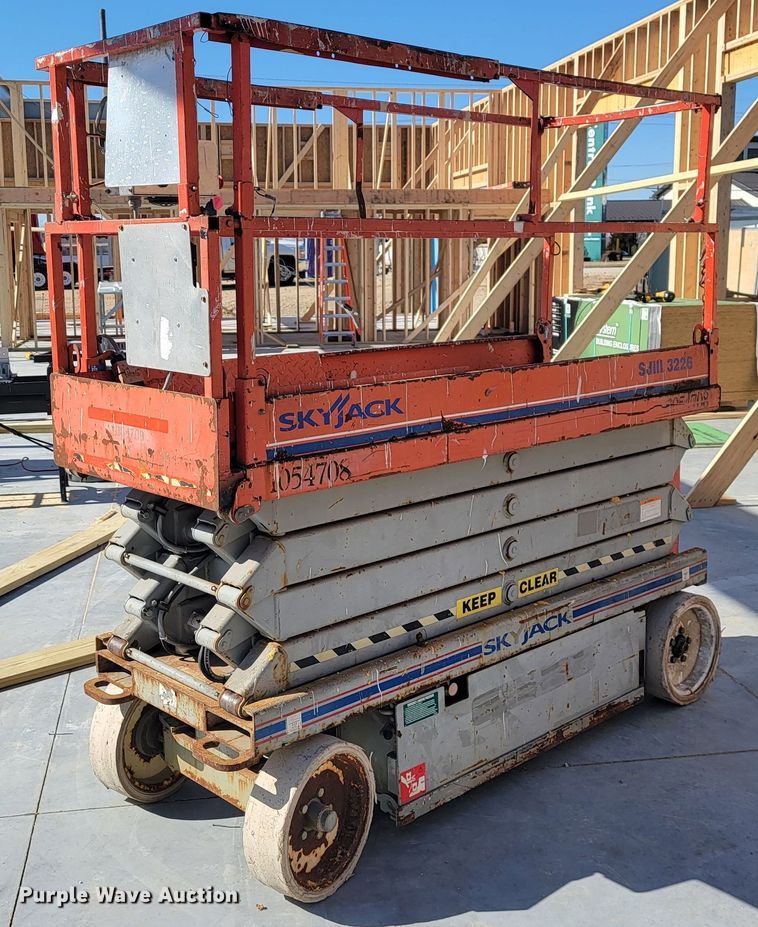 image for item JL9348 2008 Skyjack SJ3226  scissor lift