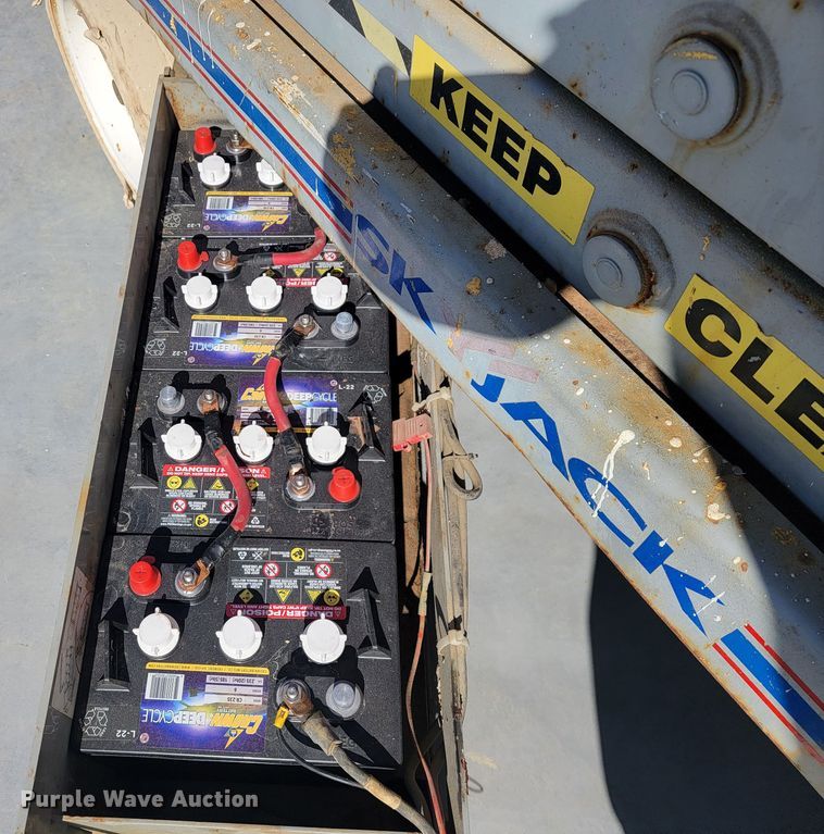 image for item JL9348 2008 Skyjack SJ3226  scissor lift