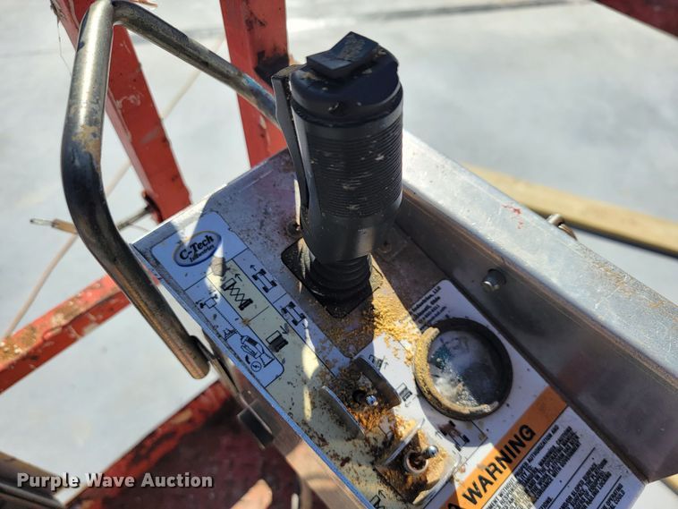 image for item JL9348 2008 Skyjack SJ3226  scissor lift