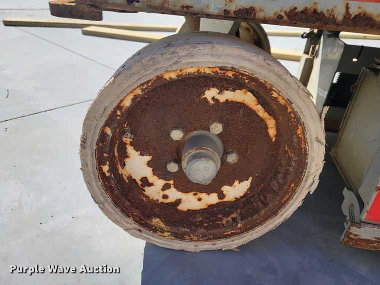 image for item JL9348 2008 Skyjack SJ3226  scissor lift