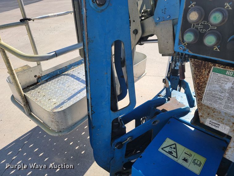 image for item JL9349 2007 Genie TZ-34-20  boom lift