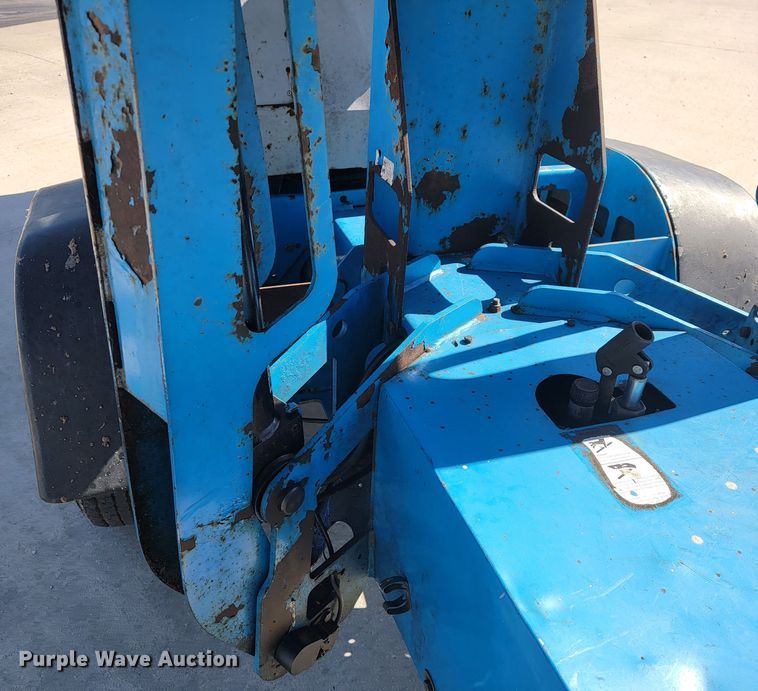 image for item JL9349 2007 Genie TZ-34-20  boom lift