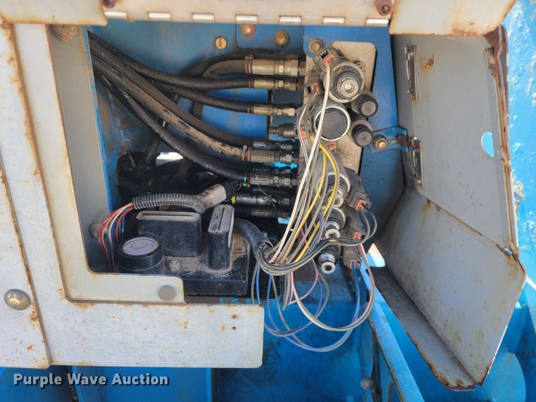 image for item JL9349 2007 Genie TZ-34-20  boom lift