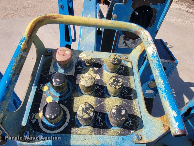 image for item JL9349 2007 Genie TZ-34-20  boom lift