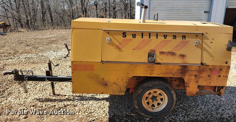 image for item JL9351 Sullivan D18506JDB  air compressor