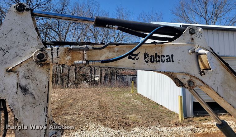 image for item JL9352 2011 Bobcat E32  mini excavator