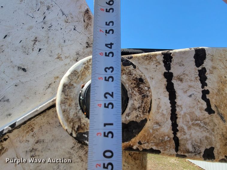 image for item JL9352 2011 Bobcat E32  mini excavator