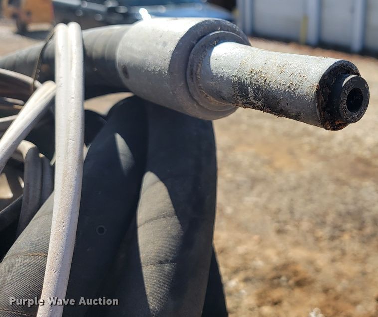 image for item JL9354 Clemco IIndustries 2452  sand blaster