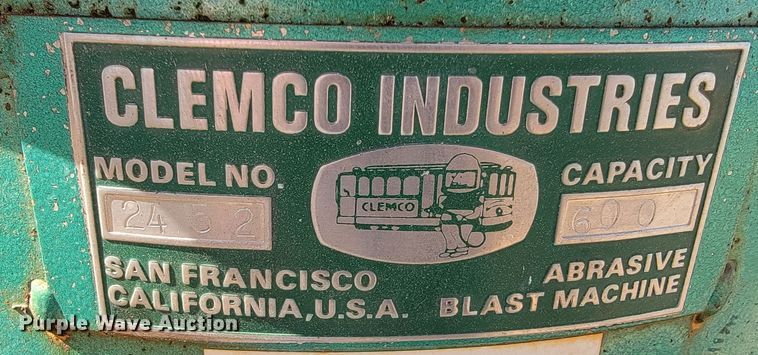 image for item JL9354 Clemco IIndustries 2452  sand blaster