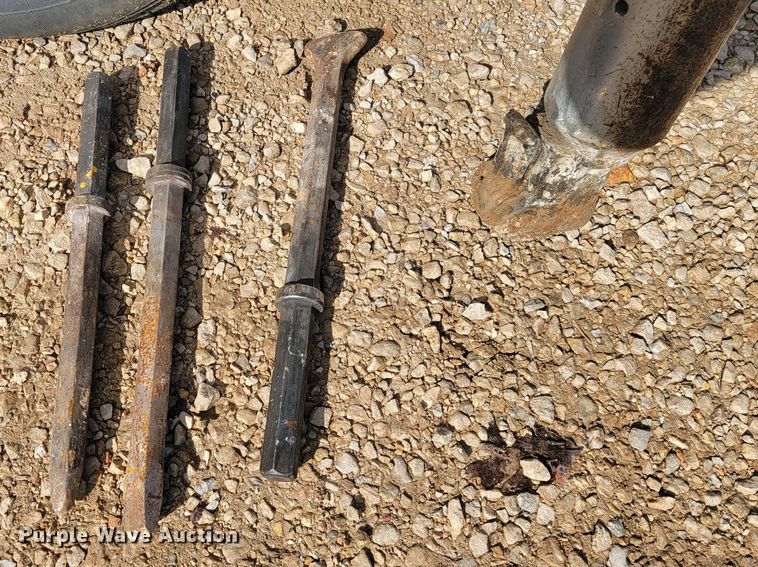 image for item JL9355 Sullair 185DPQ-JDD  air compressor