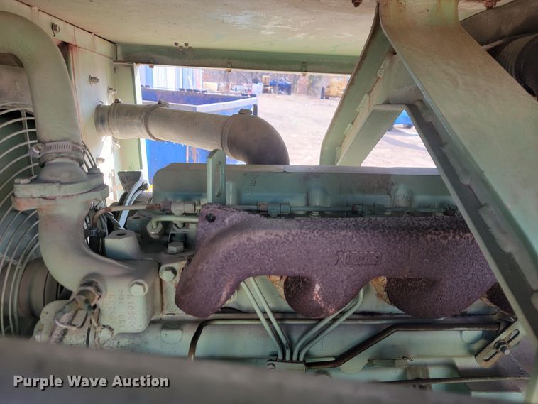 image for item JL9355 Sullair 185DPQ-JDD  air compressor