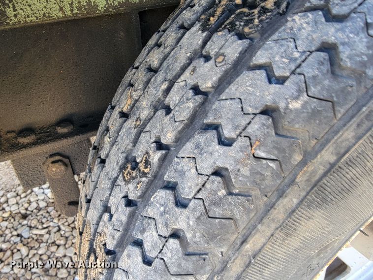 image for item JL9355 Sullair 185DPQ-JDD  air compressor