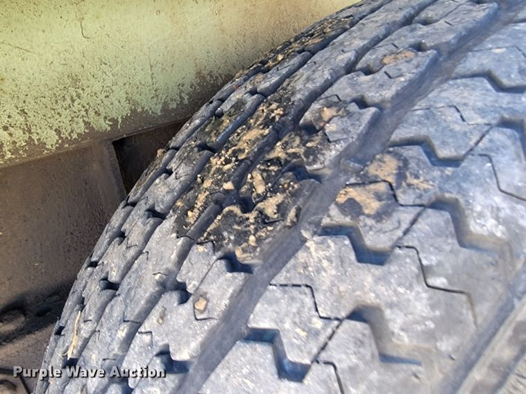 image for item JL9355 Sullair 185DPQ-JDD  air compressor