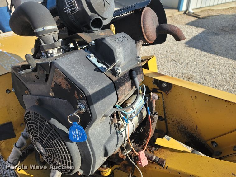 image for item JL9356 2005 Vermeer SC252  stump grinder