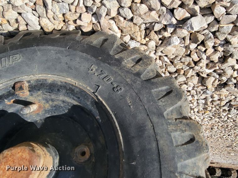 image for item JL9356 2005 Vermeer SC252  stump grinder