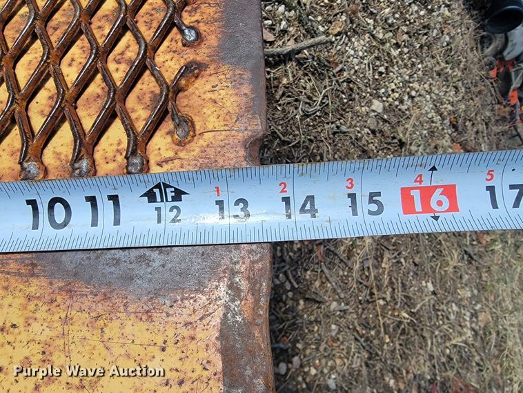 image for item JL9356 2005 Vermeer SC252  stump grinder