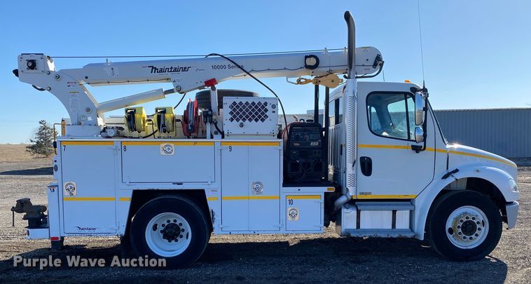 image for item JW9171 2010 Freightliner M2  utility / service truck