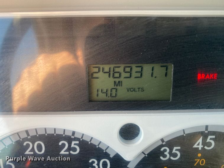 image for item JW9171 2010 Freightliner M2  utility / service truck