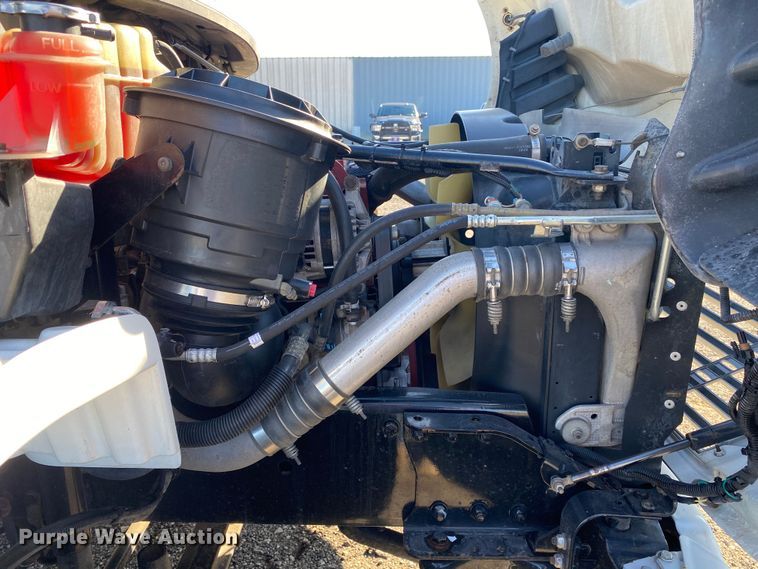 image for item JW9171 2010 Freightliner M2  utility / service truck