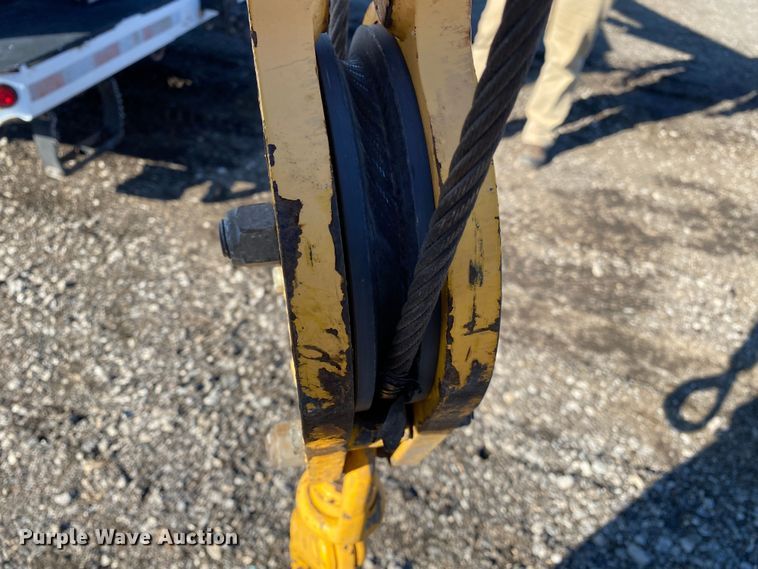 image for item JW9171 2010 Freightliner M2  utility / service truck