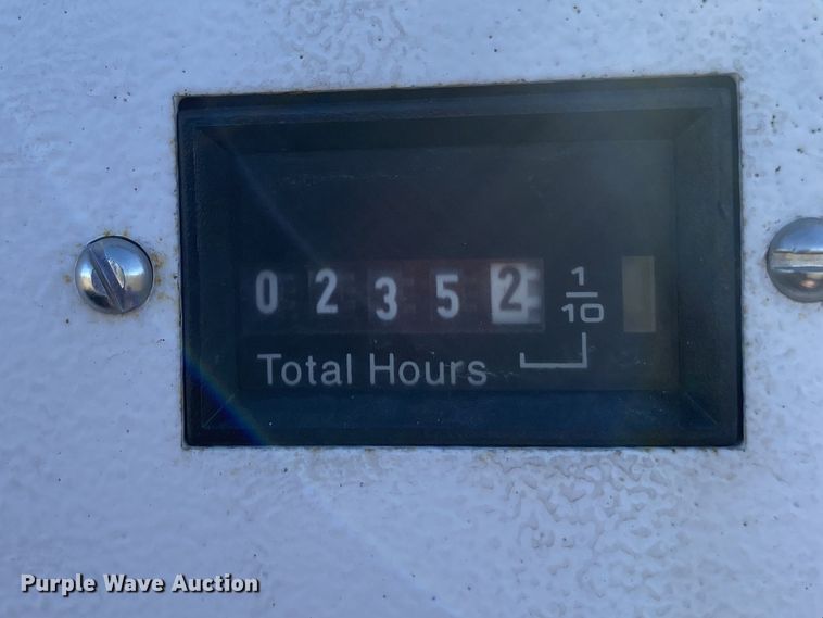 image for item JW9171 2010 Freightliner M2  utility / service truck