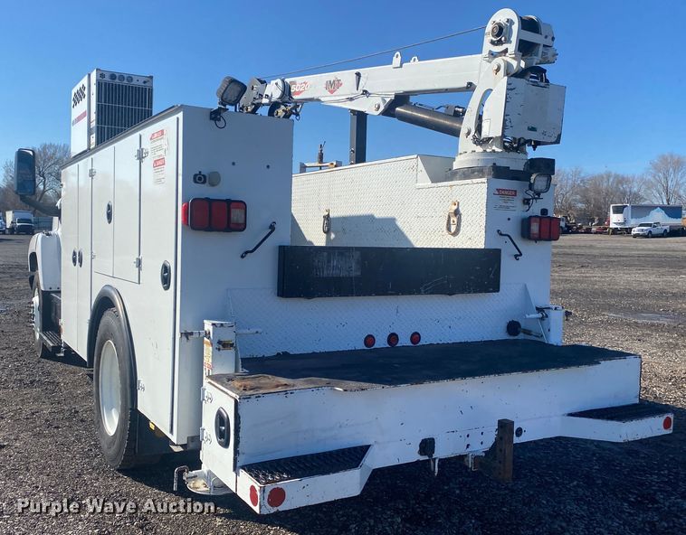 image for item KB9567 2006 GMC C6500  utility / service truck