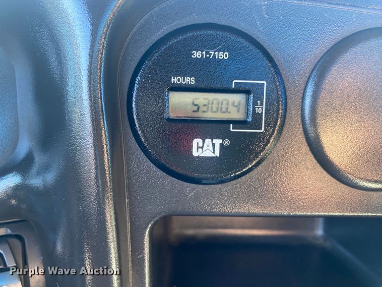 image for item KB9567 2006 GMC C6500  utility / service truck