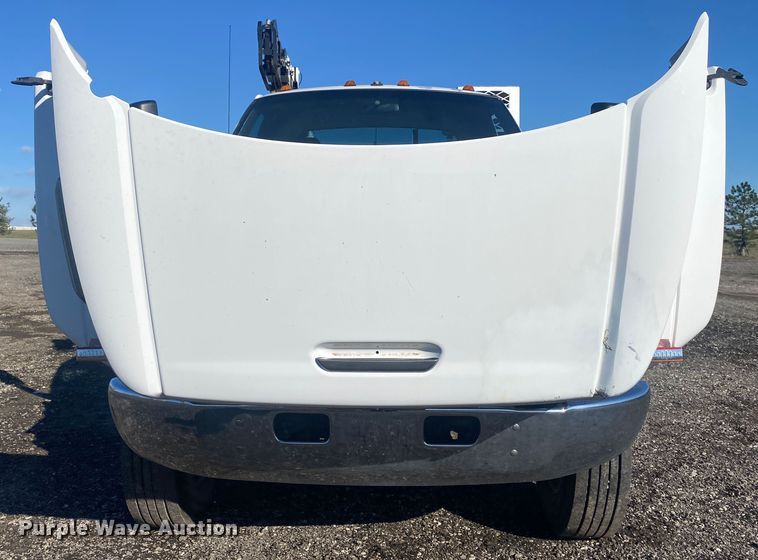 image for item KB9567 2006 GMC C6500  utility / service truck