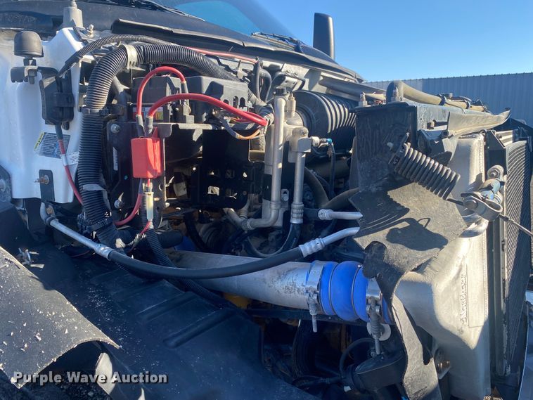 image for item KB9567 2006 GMC C6500  utility / service truck