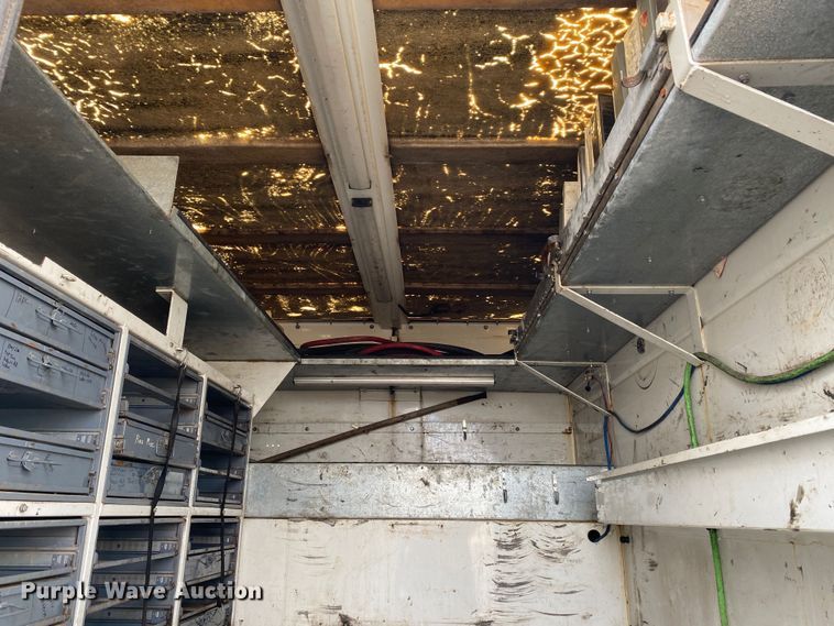 image for item KB9574 1998 GMC C5500  utility / service truck