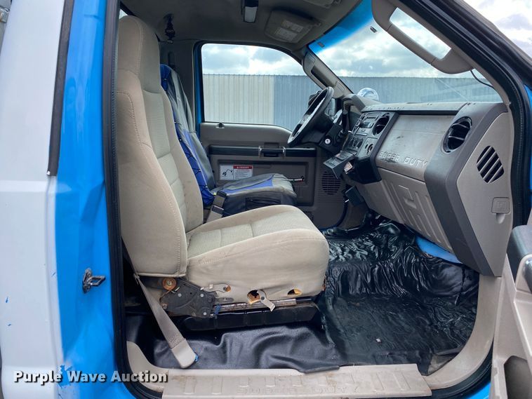 image for item KB9576 2008 Ford F550 Super Duty  bucket truck