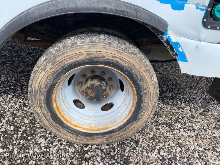 image for item KB9576 2008 Ford F550 Super Duty  bucket truck