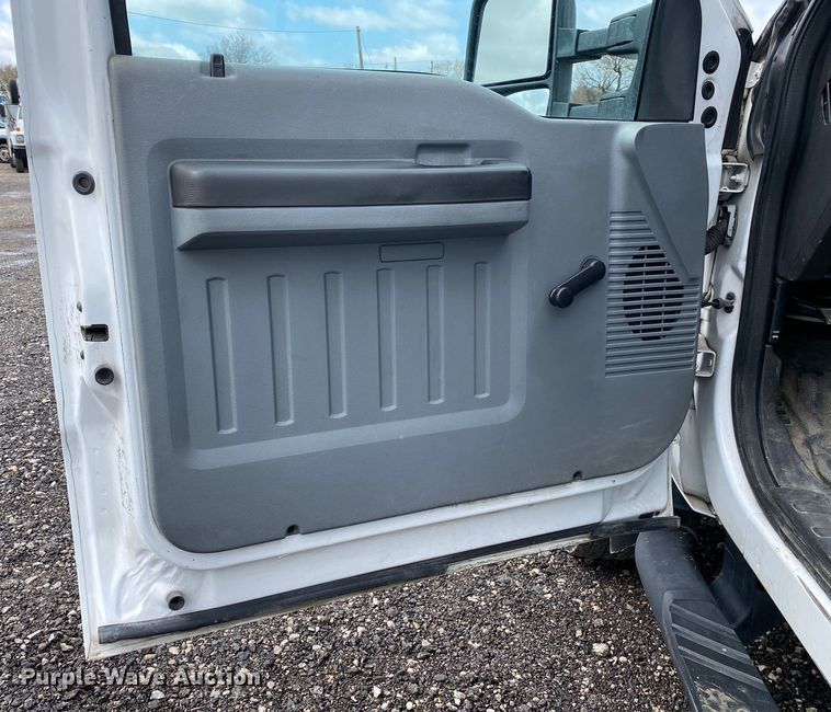 image for item KB9577 2011 Ford F550 Super Duty  bucket truck