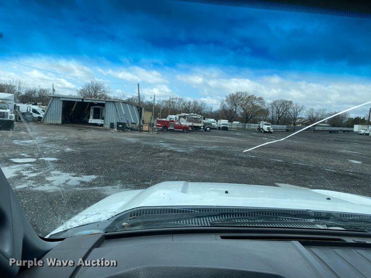 image for item KB9577 2011 Ford F550 Super Duty  bucket truck