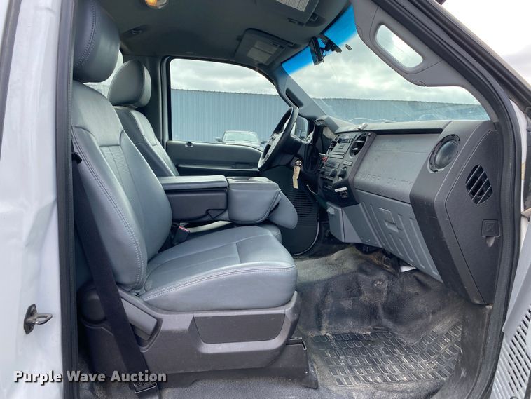 image for item KB9577 2011 Ford F550 Super Duty  bucket truck