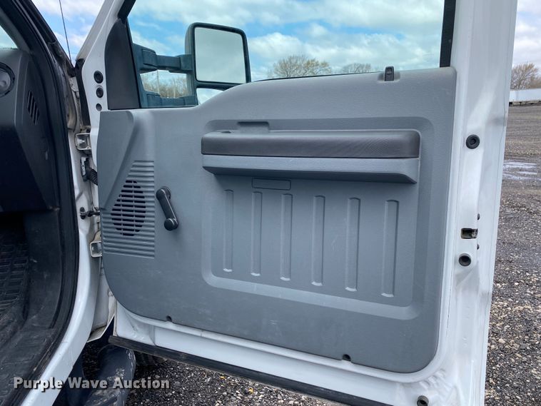 image for item KB9577 2011 Ford F550 Super Duty  bucket truck