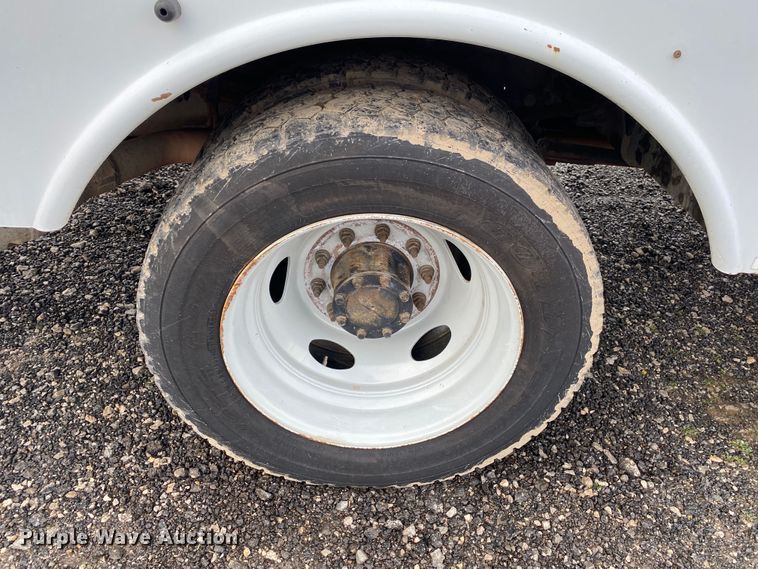 image for item KB9577 2011 Ford F550 Super Duty  bucket truck