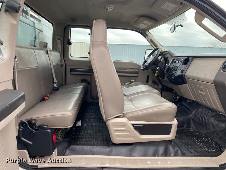 image for item KB9593 2008 Ford F450 Super Duty  utility / service truck